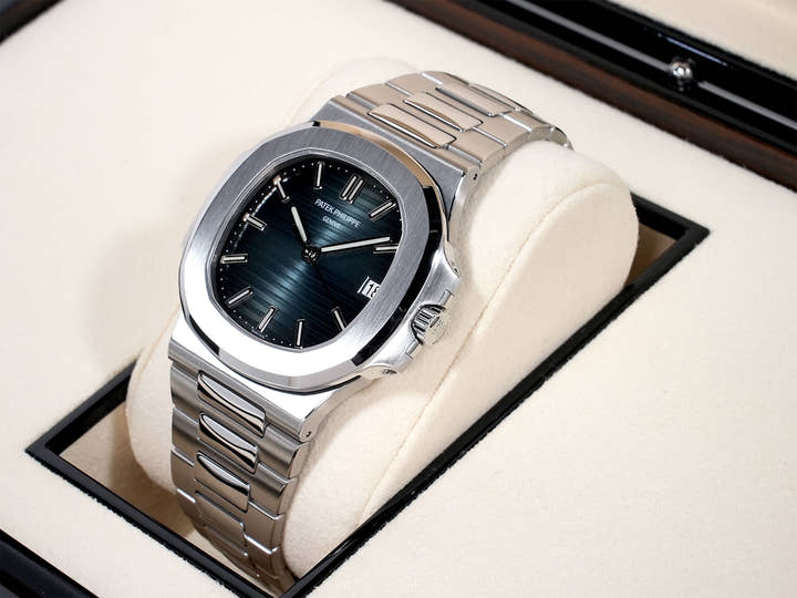 パテックフィリップ ノーチラス Ref.5711/1A-010 ステンレススチール ブルー文字盤 美中古 togaohst