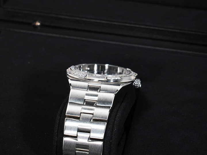 Vacheron Constantin Overseas Quartz Ref. 1205V/100A-B590 Stainless Steel Denim Blue Dial Used hfedjr85