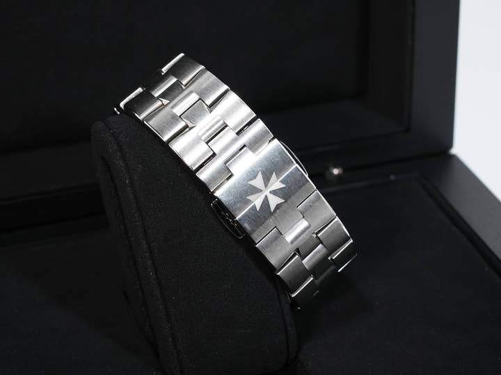Vacheron Constantin Overseas Quartz Ref. 1205V/100A-B590 Stainless Steel Denim Blue Dial Used hfedjr85