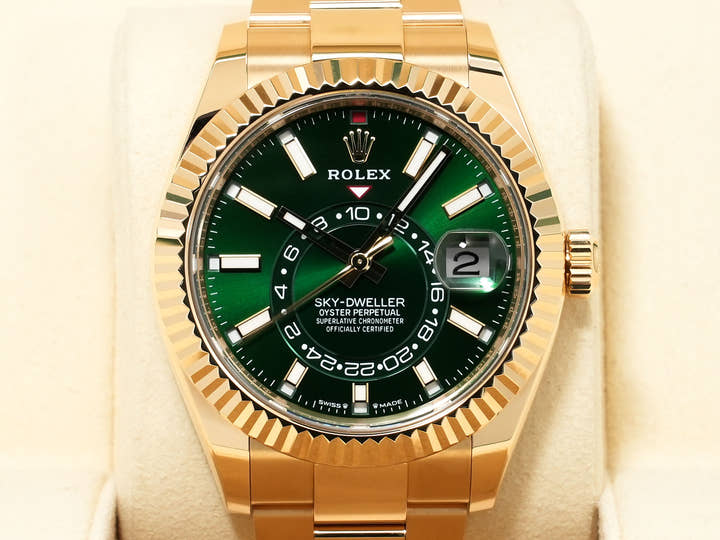 Rolex Sky-Dweller Ref.336938 Yellow Gold Green Dial Excellent Condition kzn24ozj