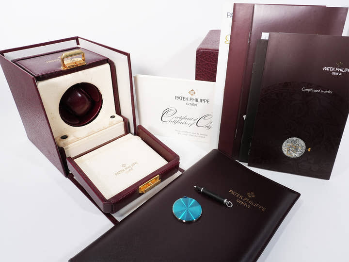 パテックフィリップ パーペチュアルカレンダー Ref.3940G-013 ホワイトゴールド シルバー文字盤 中古 8hk4g4b6