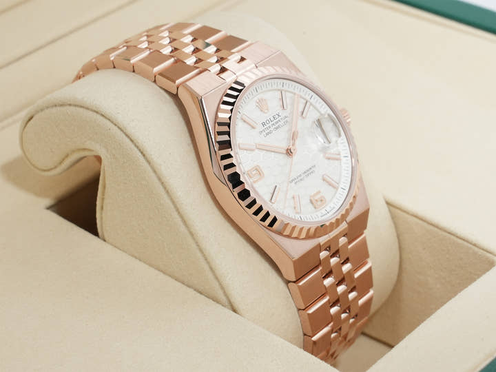 Rolex Land-Dweller Ref. 127235 Everose Gold White Dial Jubilee Bracelet Unused kstr8ra5