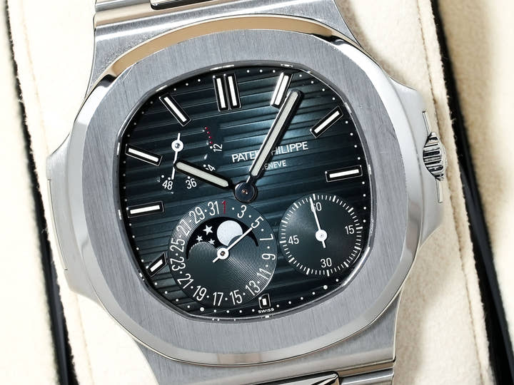 Patek Philippe Nautilus Petite Complication Ref.5712/1A-001 Stainless Steel Blue Dial Excellent Used 2d6eg5ao