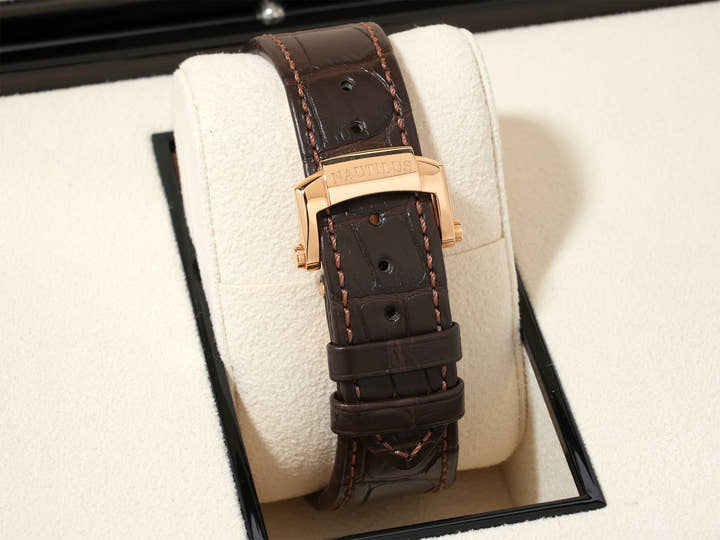 パテックフィリップ ノーチラス クロノグラフ Ref.5980R-001 ローズゴールド ブラウン文字盤 極美品 x2vjb96u