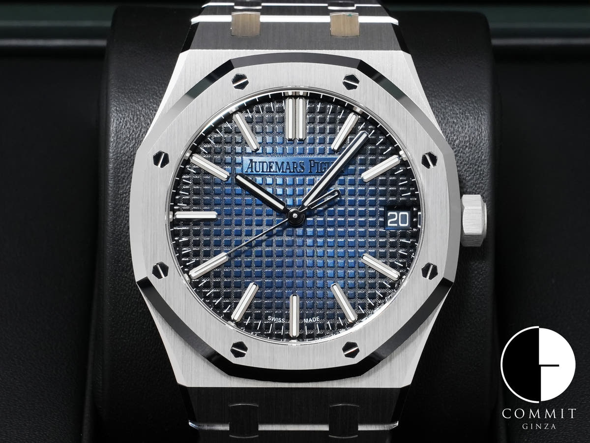 Audemars Piguet Royal Oak Ref.15510BC.OO.1320BC.04 White Gold Smoked Blue Dial Unused afn37e89
