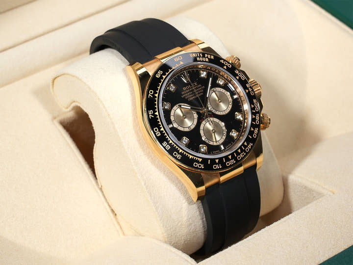 Rolex Daytona Ref. 126518LN Yellow Gold Bright Black x Golden x 8P Diamond Dial Pre-owned bnam8z92