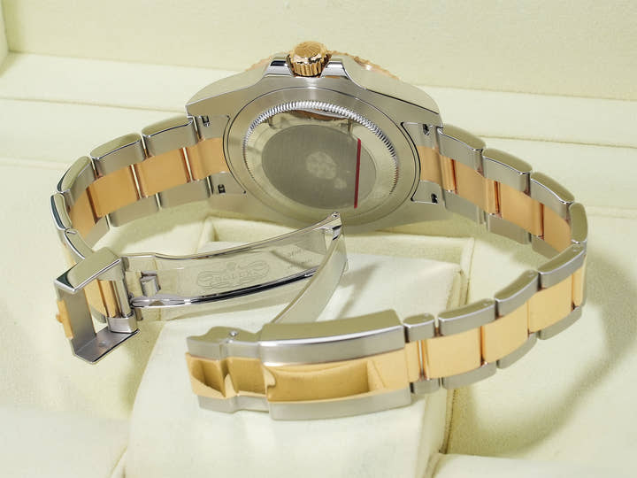 Rolex GMT-Master II Ref. 116713LN Stainless Steel/Yellow Gold Black Dial Oyster Bracelet Excellent Condition mh6nb9hk
