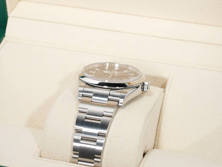 ロレックス エクスプローラー36 Ref.124270 ステンレススチール ブラック文字盤 オイスターブレスレット 美中古 b49kyuvq
