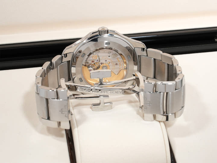 Patek Philippe Aquanaut Extra-Large Ref. 5167/1A-001 Stainless Steel Black Dial Pre-Owned 256dtjkx
