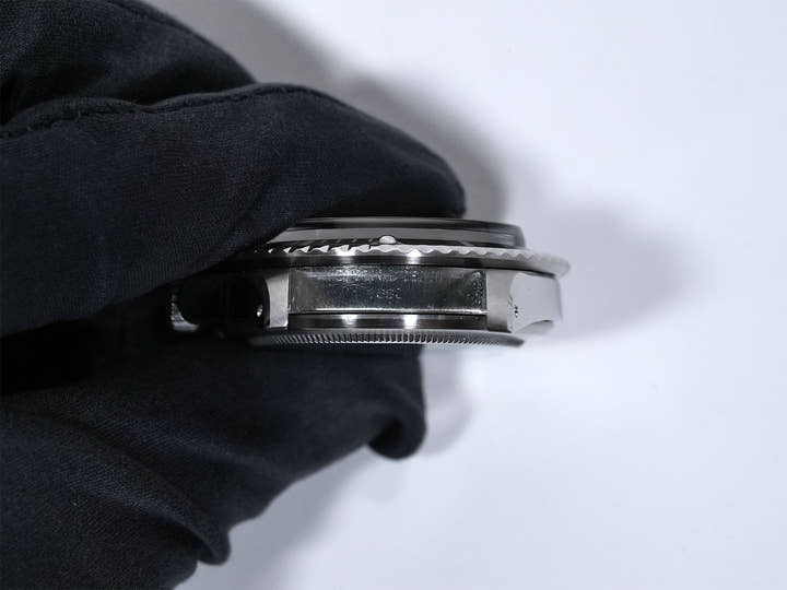 Rolex Submariner Date Ref. 1680 Stainless Steel Black Dial Used ewtp9dfw