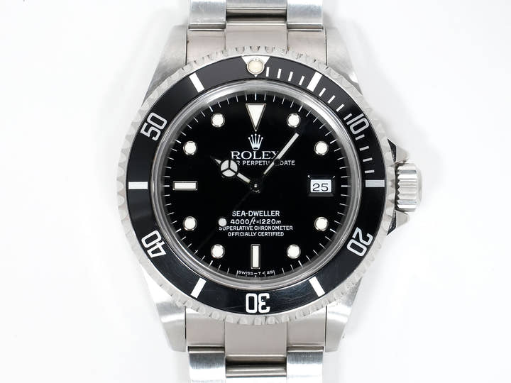 Rolex Sea-Dweller Ref.16600 Stainless Steel Black Dial Pre-owned bo956a2q