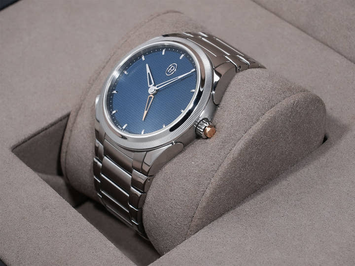 パルミジャーニフルリエ トンダ PF GMT ラトラパンテ Ref.PFC905-1020001-100182 ステンレススチール ブルー文字盤 中古 76pj9gj8