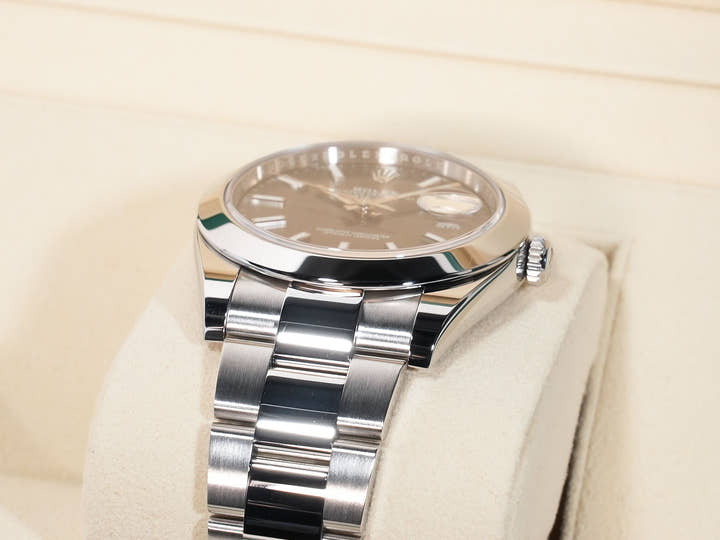 ロレックス デイトジャスト41 Ref.126300 ステンレススチール スレート文字盤 オイスターブレスレット 美品 eap3ee98