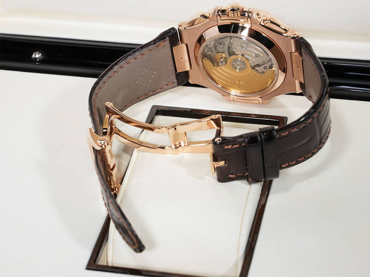 パテックフィリップ ノーチラス クロノグラフ Ref.5980R-001 ローズゴールド ブラウン文字盤 美品 wqtks6gz