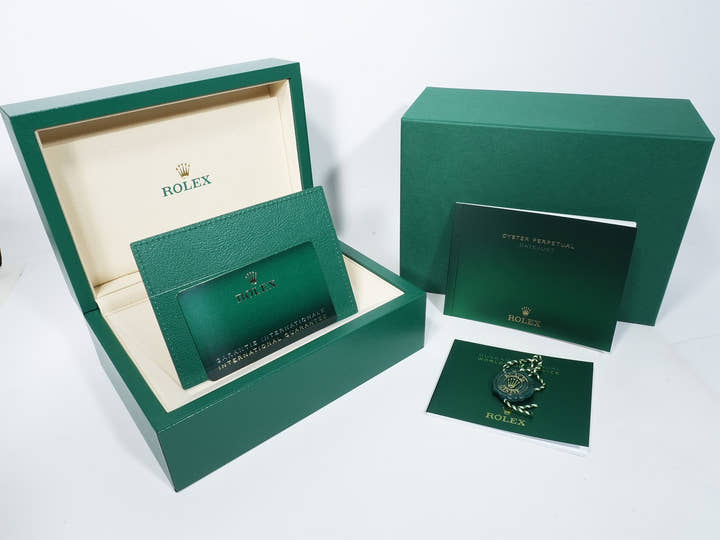 Rolex Datejust 41 Ref. 126334 Stainless Steel/White Gold Mint Green Dial Jubilee Bracelet Unused 5spf7eqd