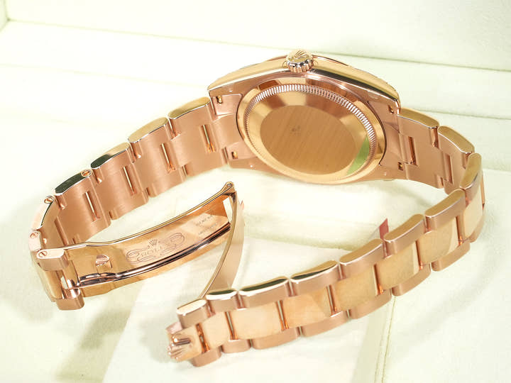 Rolex Day-Date Ref. 118205FA Pink Gold Brown 8P Diamond/2P Ruby Dial Pre-owned y2p9zfen