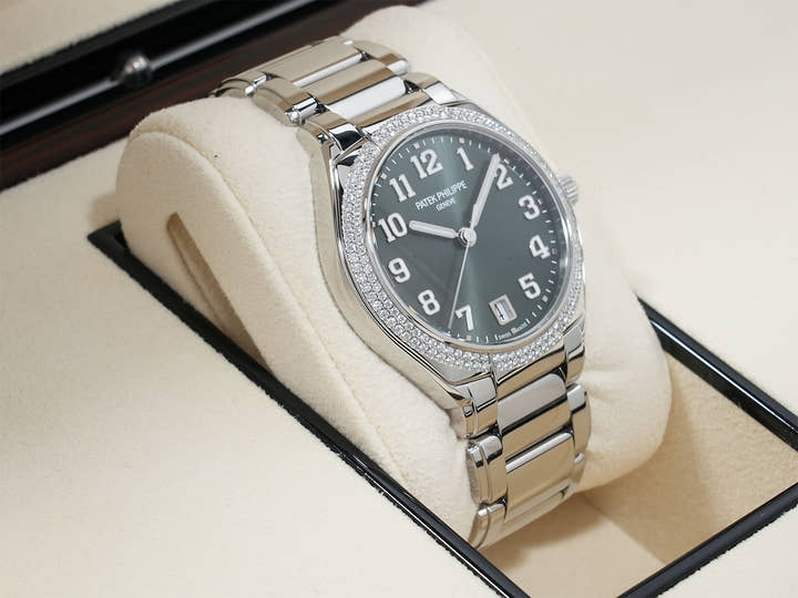 パテックフィリップ Twenty-4 Ref.7300/1200A-011 ステンレススチール オリーブグリーン ソレイユ文字盤 美品 a9kwcubd