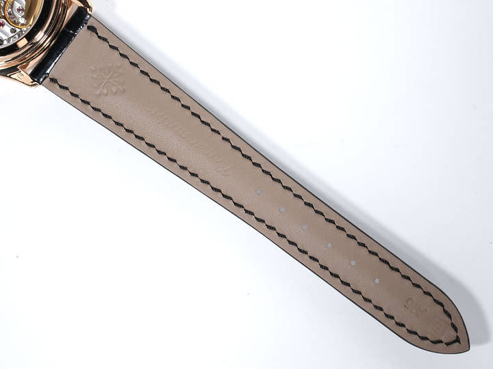 Patek Philippe Annual Calendar Ref. 5035R-001 Rose Gold Silver Dial, Pre-owned in Excellent Condition j6suki2b