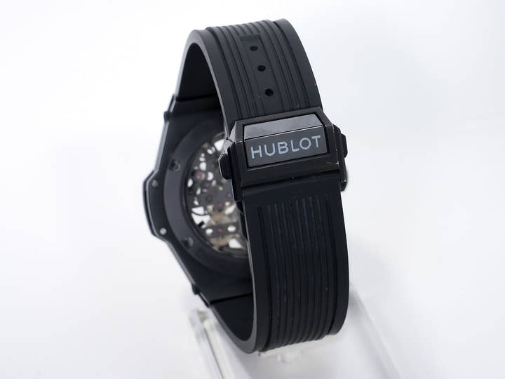 Hublot Big Bang MECA-10 Black Magic Ref. 414.CI.1123.RX Ceramic Skeleton Dial Pre-owned to4dj356