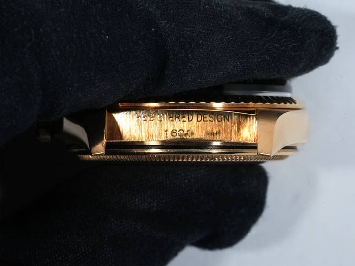 Rolex Datejust Ref. 1601/8 Yellow Gold Champagne Dial Excellent Condition sfx27zrp