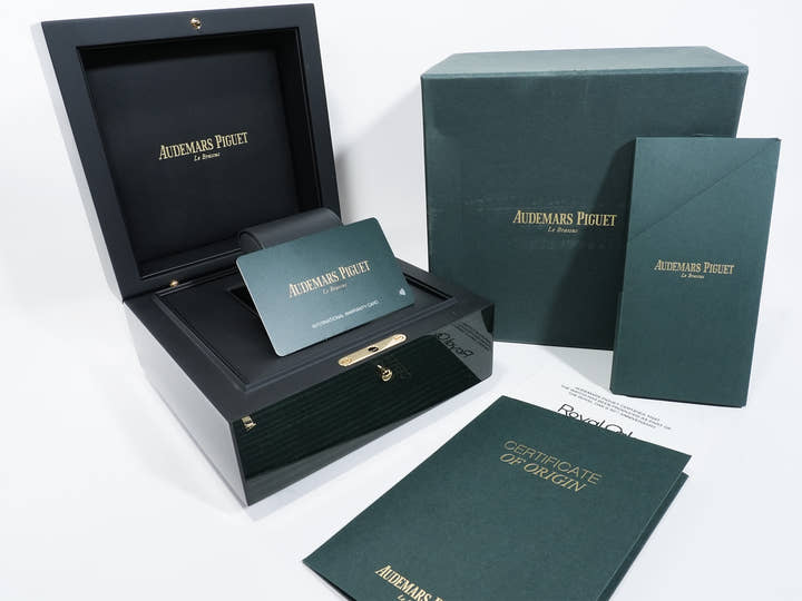 オーデマピゲ ロイヤルオーク クロノグラフ 50周年記念 Ref.26240ST.OO.1320ST.02 ステンレススチール ブラック文字盤 未使用 73dphxvd