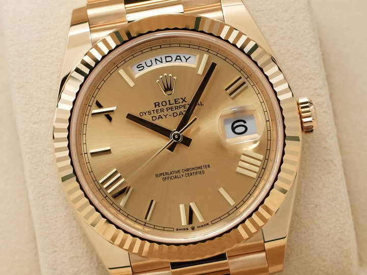 ロレックス デイデイト40 Ref.228238 イエローゴールド シャンパン文字盤