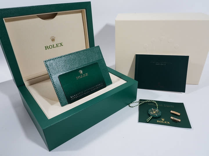 ロレックス デイデイト40 Ref.228238 イエローゴールド シャンパン文字盤