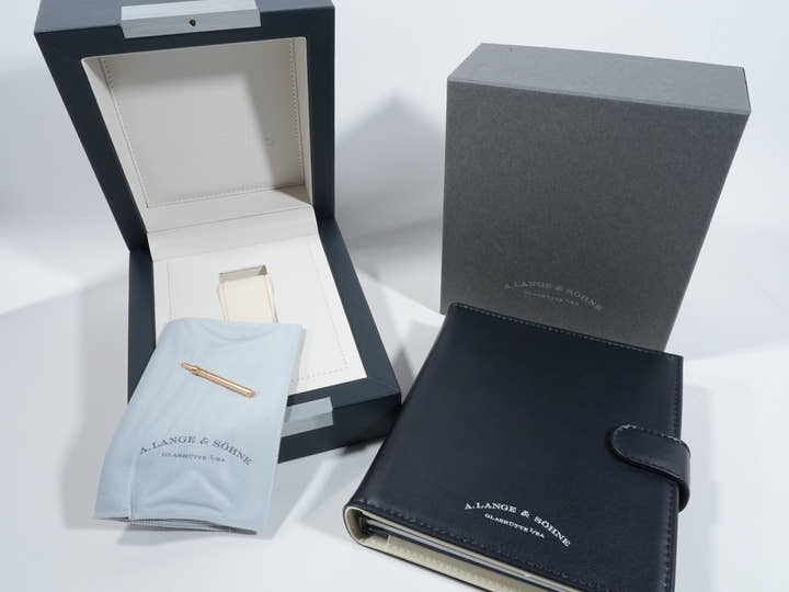 A.ランゲ&ゾーネ 1815 アニュアルカレンダー Ref.238.032 ピンクゴールド シルバー文字盤 中古 5bj8x85h