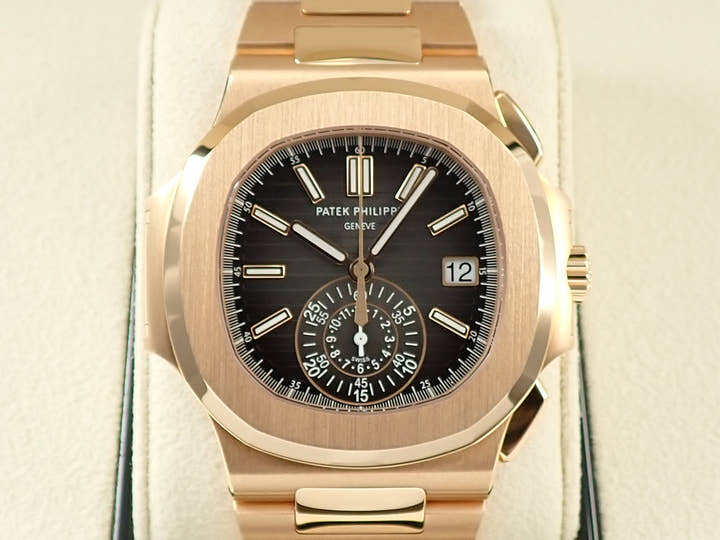 パテックフィリップ ノーチラス クロノグラフ Ref.5980/1R-001 ローズゴールド ブラックグラデーション文字盤