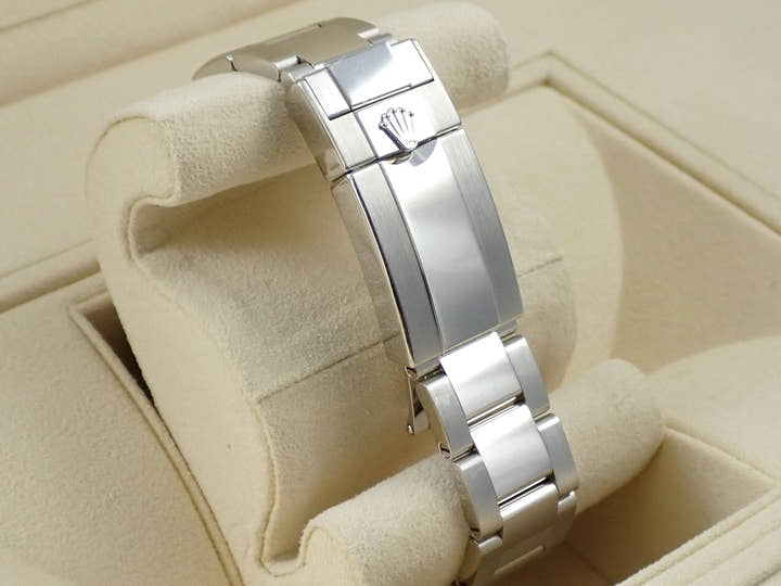 ロレックス デイトナ Ref.116506A プラチナ アイスブルー文字盤