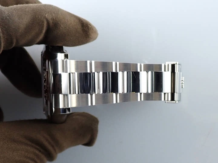 ロレックス デイトナ Ref.116506A プラチナ アイスブルー文字盤