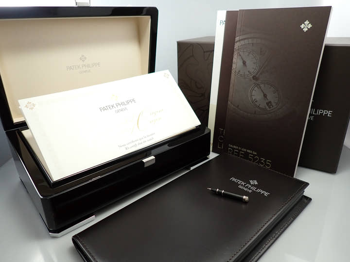 パテックフィリップ アニュアルカレンダー レギュレーター Ref.5235G-001 ホワイトゴールド シルバー文字盤