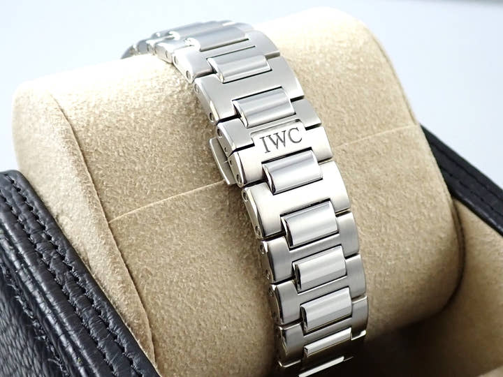 IWC インヂュニア オートマティック 40 Ref.IW328903 グリーン文字盤 美中古 77F11482