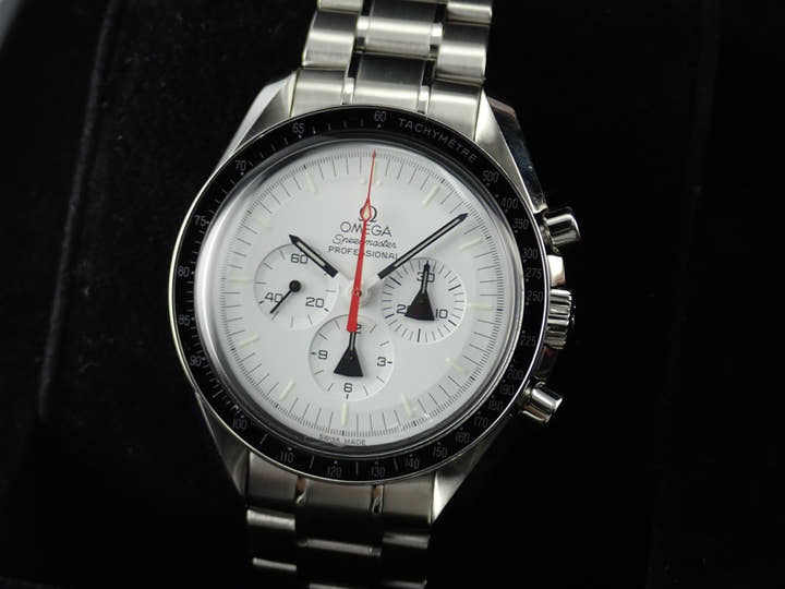 オメガ スピードマスター Ref.311.32.42.30.04.001 ホワイト文字盤 中古 speed-master-44