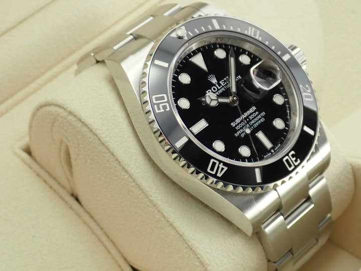 ロレックス サブマリーナー Ref.126610LN ブラック文字盤 未使用 submariner-435