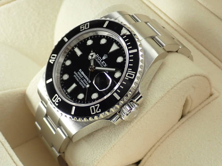 ロレックス サブマリーナー Ref.126610LN ブラック文字盤 未使用 submariner-435