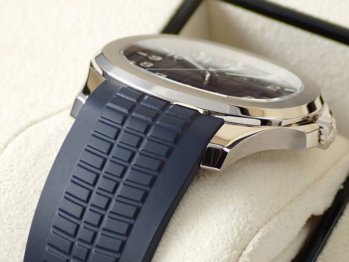 パテックフィリップ アクアノート Ref.5168G-001 ホワイトゴールド ミッドナイトブルー文字盤