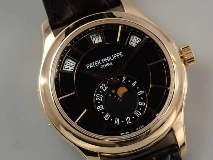 パテックフィリップ アニュアルカレンダー Ref.5205R-010 ローズゴールド ブラック文字盤