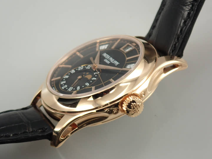 パテックフィリップ アニュアルカレンダー Ref.5205R-010 ローズゴールド ブラック文字盤