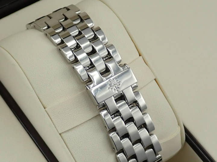 Patek Philippe Annual Calendar Chronograph Ref. 5960/1A-001 Stainless Steel Silver Dial