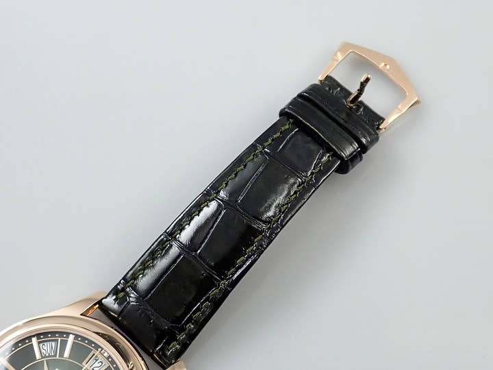 パテックフィリップ アニュアルカレンダー Ref.5205R-011 ローズゴールド オリーブグリーン文字盤