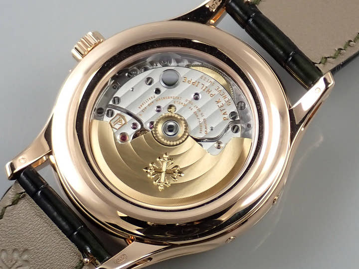パテックフィリップ アニュアルカレンダー Ref.5205R-011 ローズゴールド オリーブグリーン文字盤