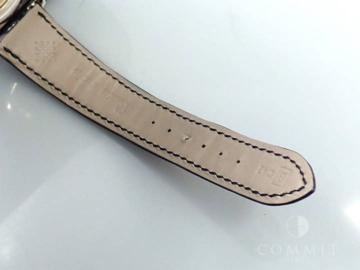 パテックフィリップ アニュアルカレンダー Ref.5205G-013 ホワイトゴールド ブルーブラックグラデーション文字盤