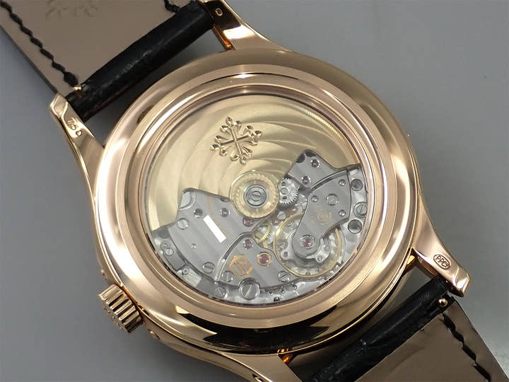 パテックフィリップ アニュアルカレンダー Ref.5205R-010 ローズゴールド ブラック文字盤