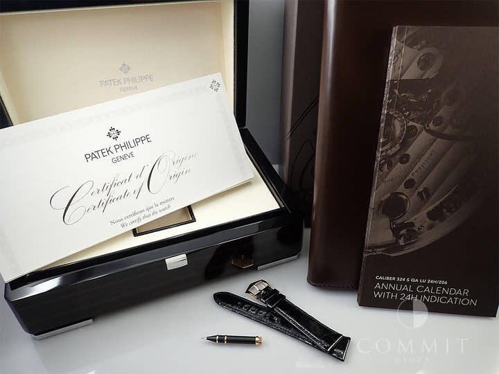 パテックフィリップ アニュアルカレンダー Ref.5205R-010 ローズゴールド ブラック文字盤