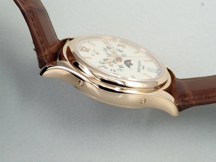 パテックフィリップ アニュアルカレンダー ムーンフェイズ Ref.5146R-001 ローズゴールド アイボリー文字盤