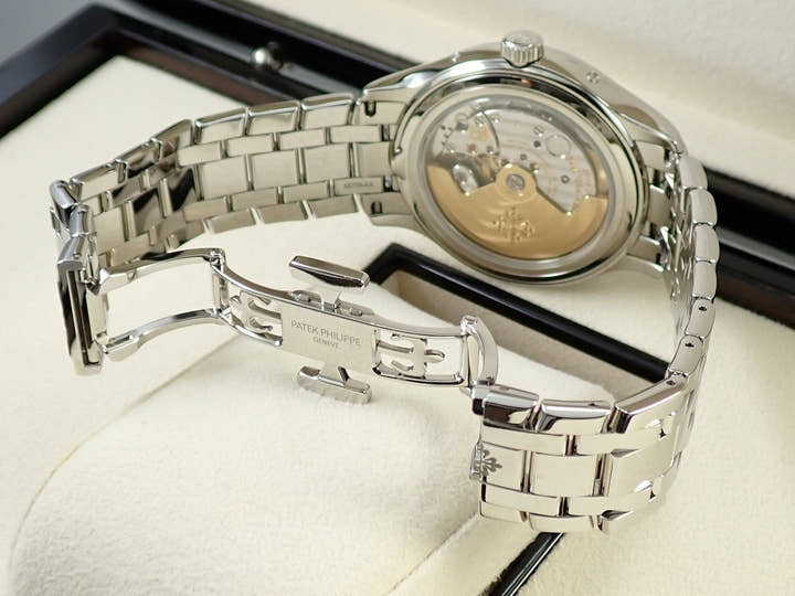 パテックフィリップ アニュアルカレンダー ムーンフェイズ Ref.4947/1A-001 ステンレススチール ブルー文字盤