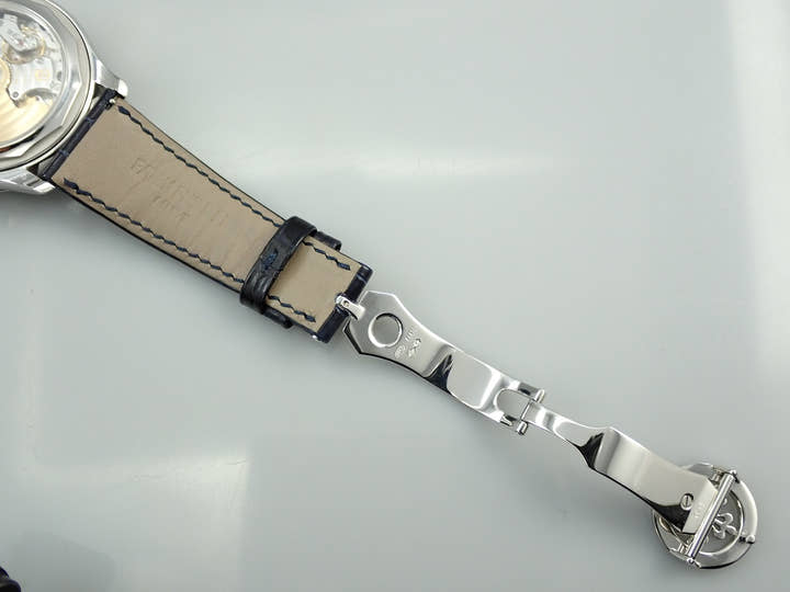 パテックフィリップ アニュアルカレンダー クロノグラフ Ref.5961P-001 プラチナ マット・ブルー・オパーリン文字盤