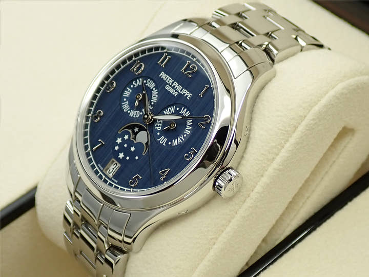 パテックフィリップ アニュアルカレンダー ムーンフェイズ Ref.4947/1A-001 ステンレススチール ブルー文字盤