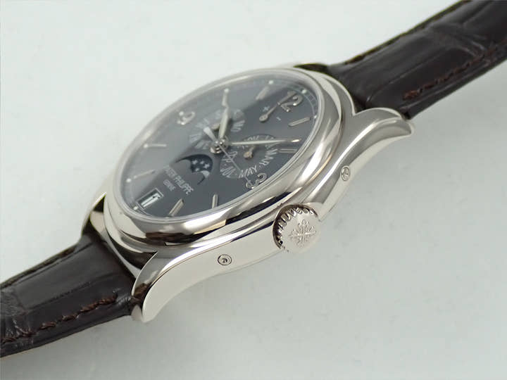 ブランパン アニュアルカレンダー ムーンフェイズ Ref.5200-0153-B52A グリーン文字盤 美中古 3S9UCYR5